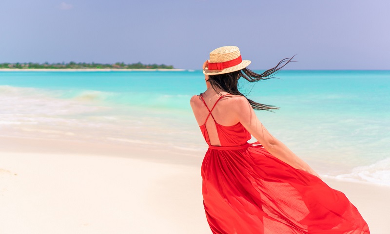 What to Pack and Wear In Maldives For 2023? - Simple Luxe Living